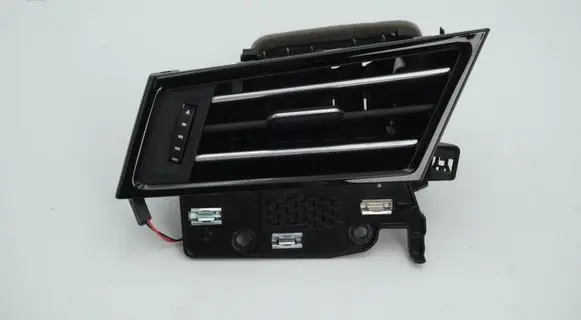Volkswagen PASSAT B8 Dashboard side air vent grill/cover trim 3G1819701D
