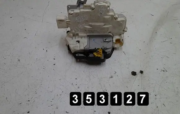 Seat Exeo (3R) Front door lock 8E1837015AA