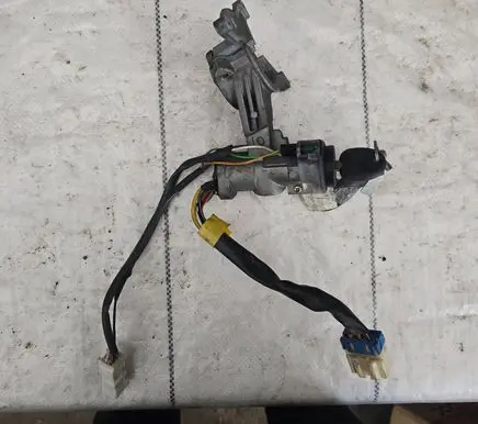 Hyundai H-1, Starex, Satellite Ignition lock