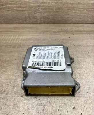 Volkswagen Scirocco Airbag control unit/module 1K0909605AE 5WK44011