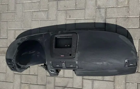 Volvo V50 Dashboard 30722599