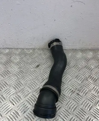 BMW 5 E60 E61 Engine coolant pipe/hose