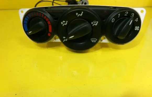 Ford Focus Climate control unit 98AB18C419