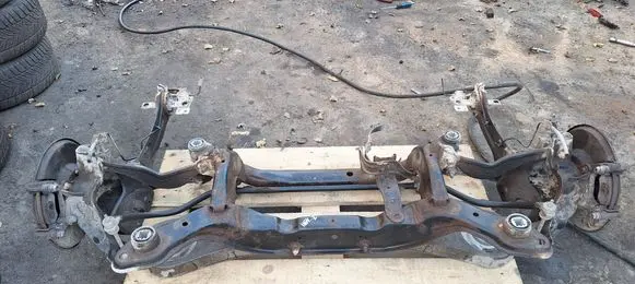Volvo V60 Rear subframe 