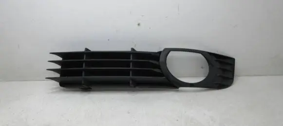 Audi A8 S8 D3 4E Front bumper lower grill 4E0807681A