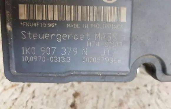 Volkswagen Golf V ABS Pump