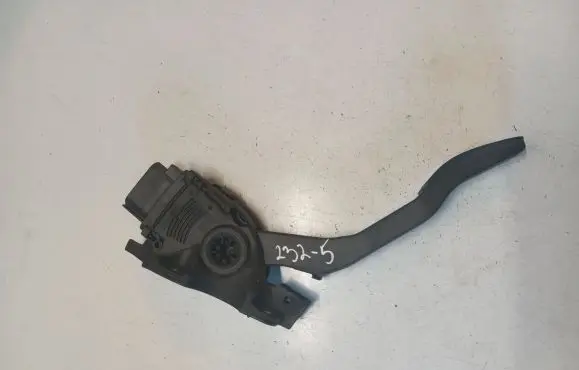 Volvo V60 Accelerator throttle pedal 31329061 6PV01083417 C95YE01