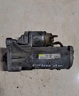 Renault Laguna II Starter motor 8200583014 D7R49 13D60585GP