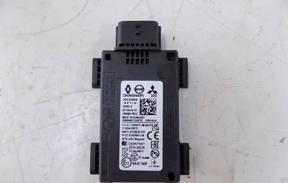 Nissan Qashqai J12 Blind spot module 284N09449R