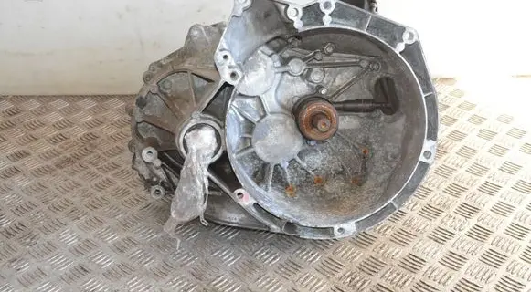 Ford Focus Manual 6 speed gearbox AV6R7002KF
