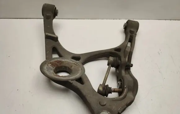 Mercedes-Benz ML W164 Rear upper control arm/wishbone A1643501906