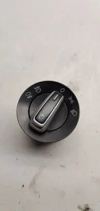 Volkswagen Golf V Light switch
