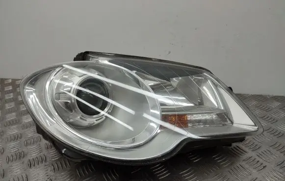 Volkswagen Touran I Headlight/headlamp