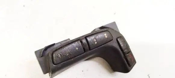 Volvo V70 Steering wheel buttons/switches 9141894