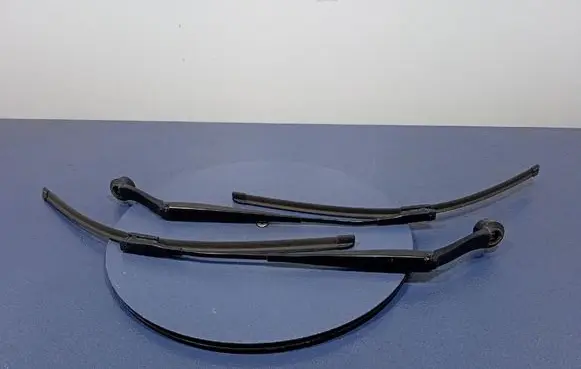 Ford Mondeo MK I Front wiper blade arm DS73-17C495-AD