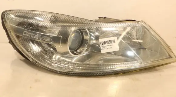Skoda Octavia Mk2 (1Z) Headlight/headlamp 1EL24705202