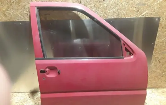 Door (2 Door Coupe)