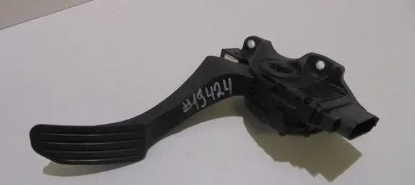 Volvo V70 Accelerator throttle pedal 6G929F836DD 6PV00922003
