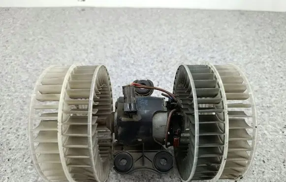 Mercedes-Benz Vito Viano W639 Heater fan/blower 7735001010