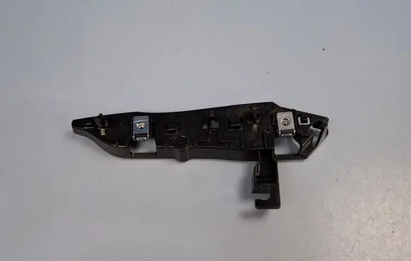 Peugeot 3008 II Front bumper mounting bracket 9810975380