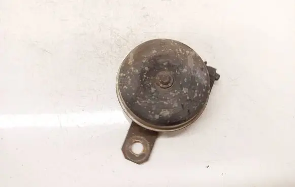 Toyota RAV 4 (XA30) Horn signal E13000030