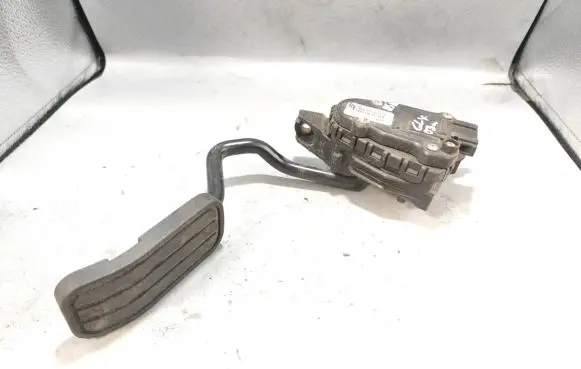Volkswagen Sharan Accelerator throttle pedal 7M3721603B YM219F836AA 6PV00777003