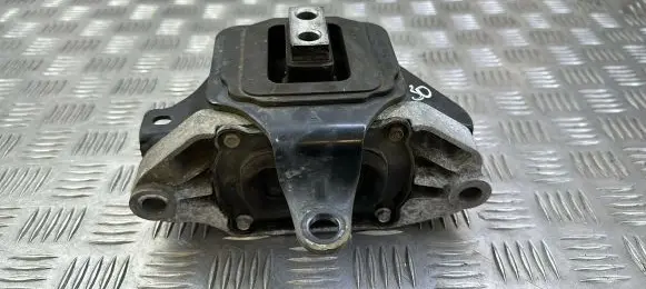KIA Sportage Engine mount bracket 21834D9100