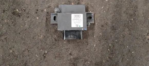 Audi A6 S6 C7 4G Fuel injection pump control unit/module 4G0906093F