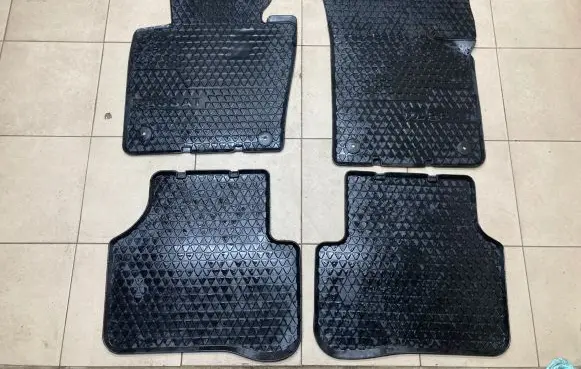 Volkswagen PASSAT B6 Car floor mat set 3C0061511 3C1061501