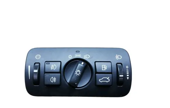 Volvo V70 Light switch 30739415 04066302 081021A