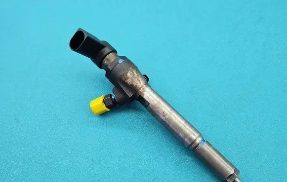 Renault Scenic II - Grand scenic II Fuel injector 8200380253 IMPRK1403382