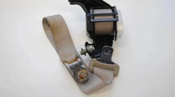 Jaguar E-Pace Rear seatbelt 6075465607828200A