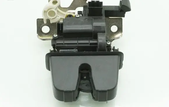Volkswagen PASSAT B8 Tailgate/trunk/boot lock/catch/latch 3G0827503