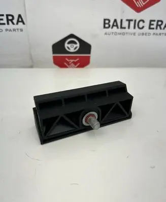 BMW 5 F10 F11 Battery bracket 7592923