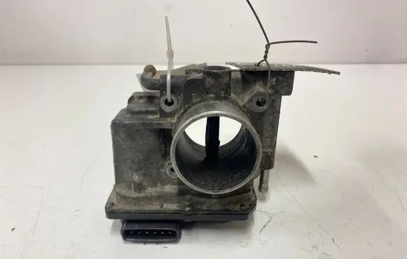 Mazda 6 Throttle valve R2AA136B0