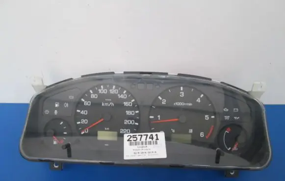 Nissan Primera Speedometer (instrument cluster)