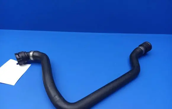 BMW 7 E65 E66 Engine coolant pipe/hose 8384912 11388318 6412838491209
