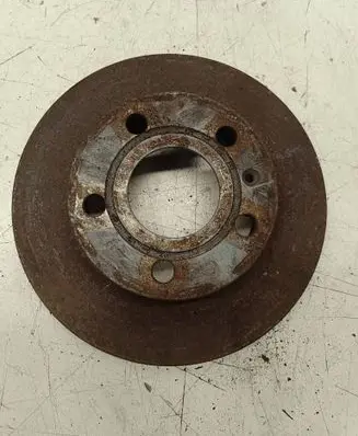 Volkswagen Touran I Rear brake disc