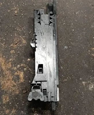 BMW X5 E70 Radiator support slam panel bracket 7799762