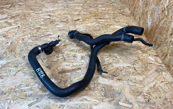 Volkswagen Golf VII Engine coolant pipe/hose 5Q0121049CQ