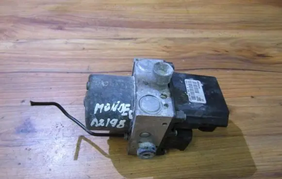 Ford Mondeo Mk III ABS Pump 0265800007 188104