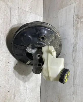 Ford Focus Brake booster JX612B195FEa