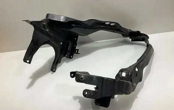 Mercedes-Benz CLS C219 Side radiator support slam panel 