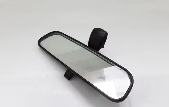 Hyundai Tiburon Rear view mirror (interior) E13010082