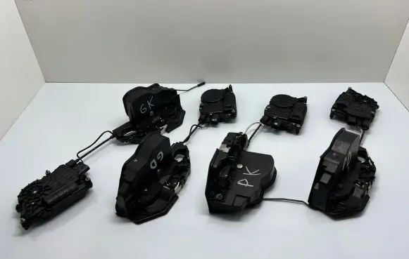 BMW 7 F01 F02 F03 F04 Front door soft close latching motor 4151309800
