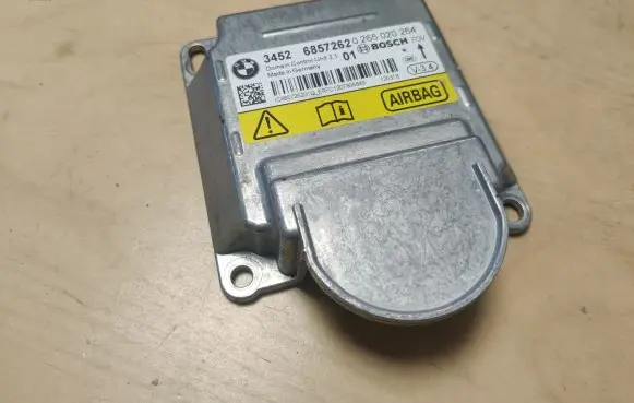 BMW 5 F10 F11 Airbag control unit/module 3452685726201 34526857262 6857262