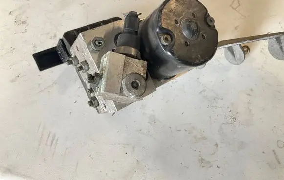 Mercedes-Benz S W220 ABS Pump A0044314612 0265202444