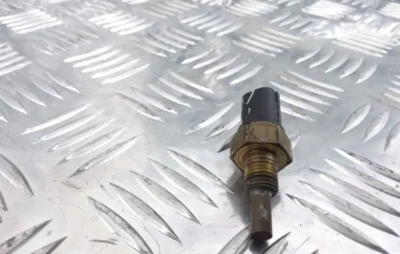 Coolant temperature sensor
