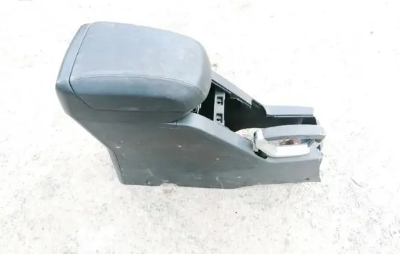 Opel Antara Armrest