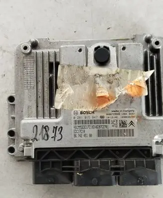 Peugeot 207 Engine control unit/module 9674245180 0281015847